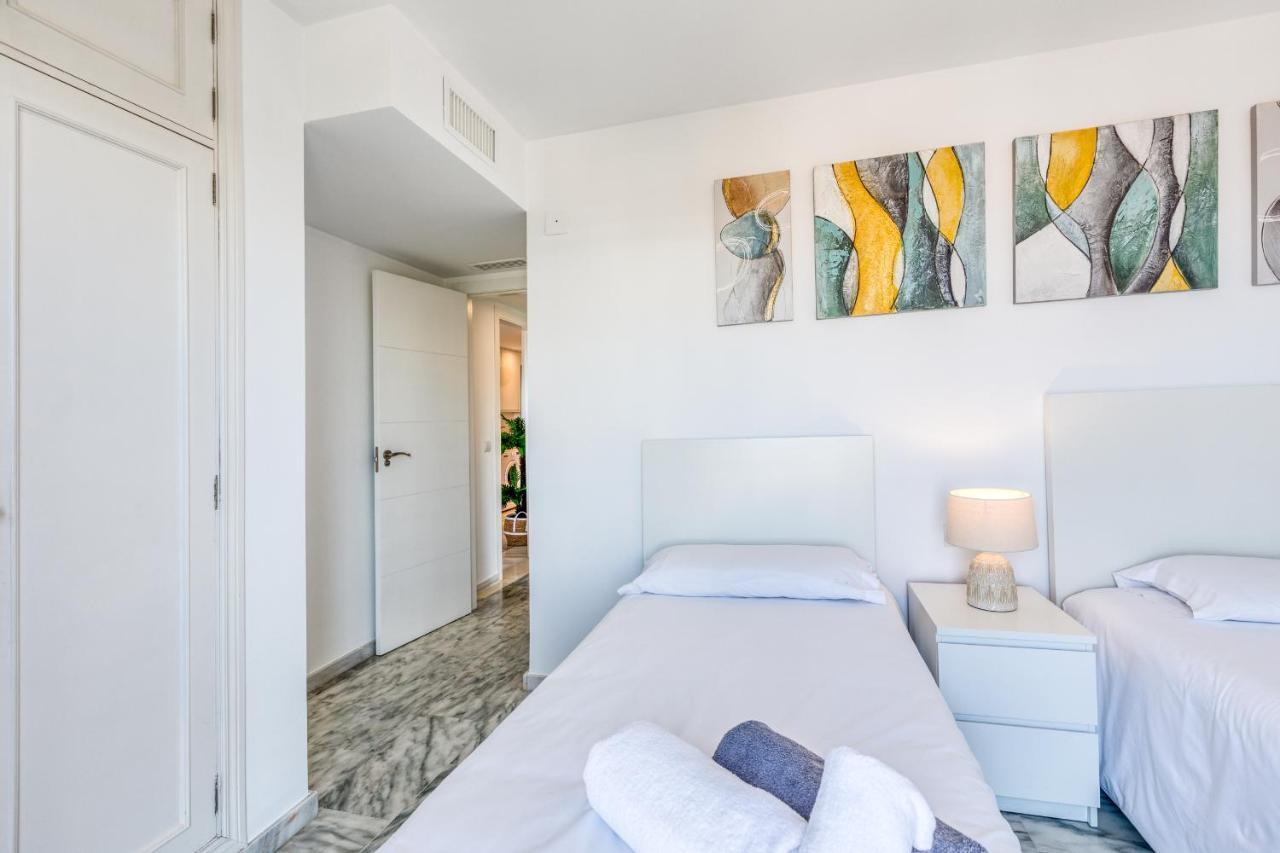 Hanami El Pinacho Beach Apartment Estepona Exterior photo